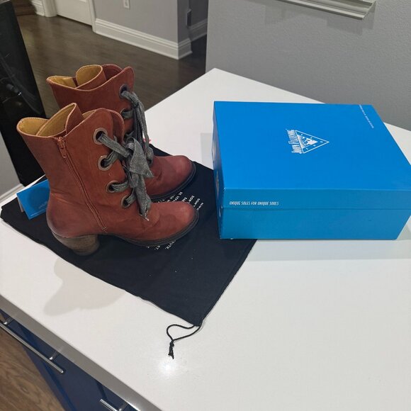 USED John Fluevog Gladstone Boots (brown) - Size 11 - Picture 4 of 11